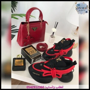 شنطة برادا حمراء