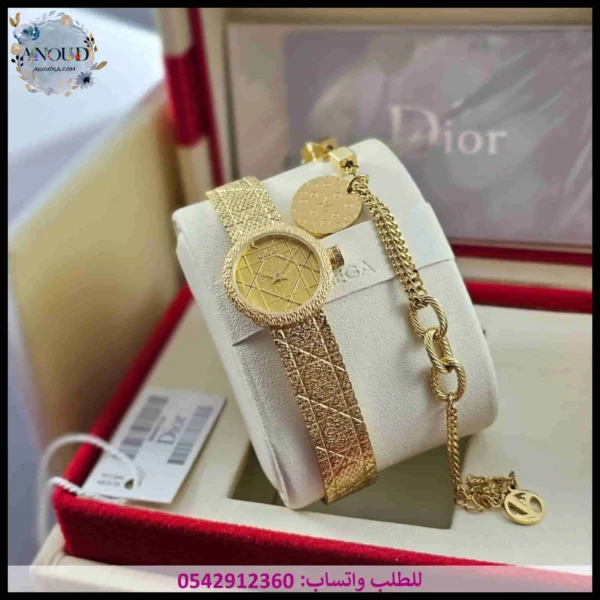 ساعة ديور نسائية ذهبية