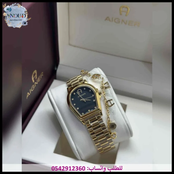 ساعة اقنر نسائي ذهبية