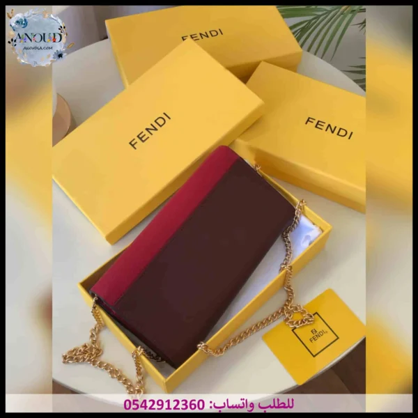 شنطة فندي عنابي