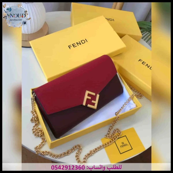 شنطة فندي عنابي