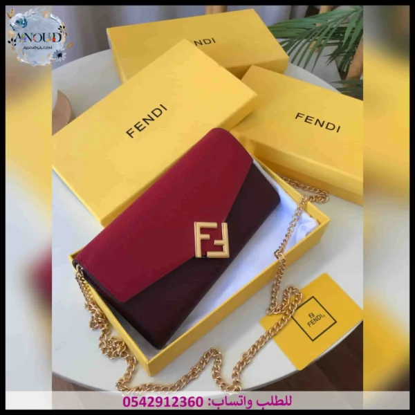 شنطة فندي عنابي