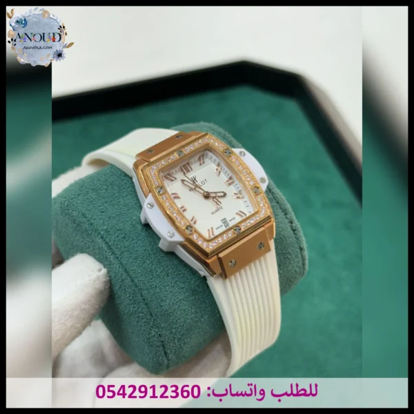 ساعة هوبلت نسائية أبيض