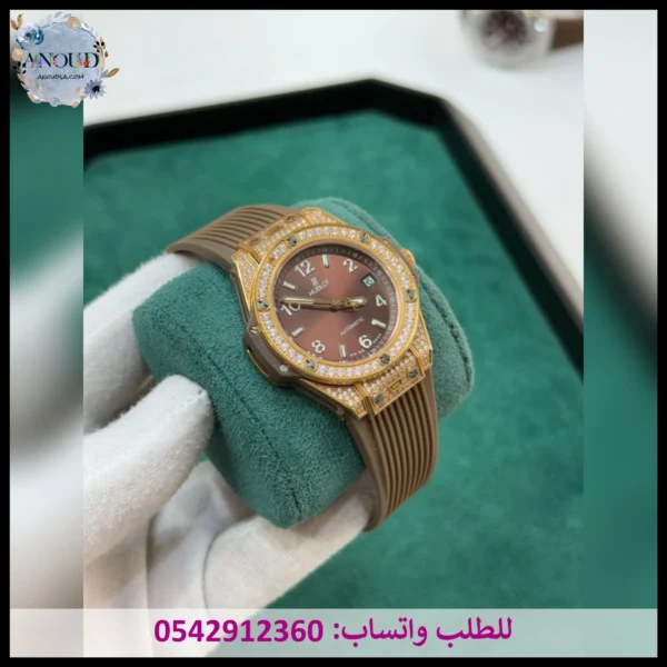 ساعة هوبلت نسائي بني