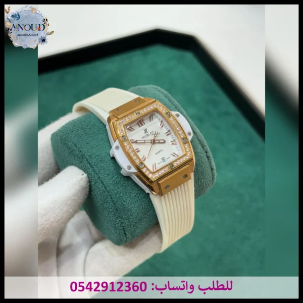 ساعة هوبلت نسائية أبيض